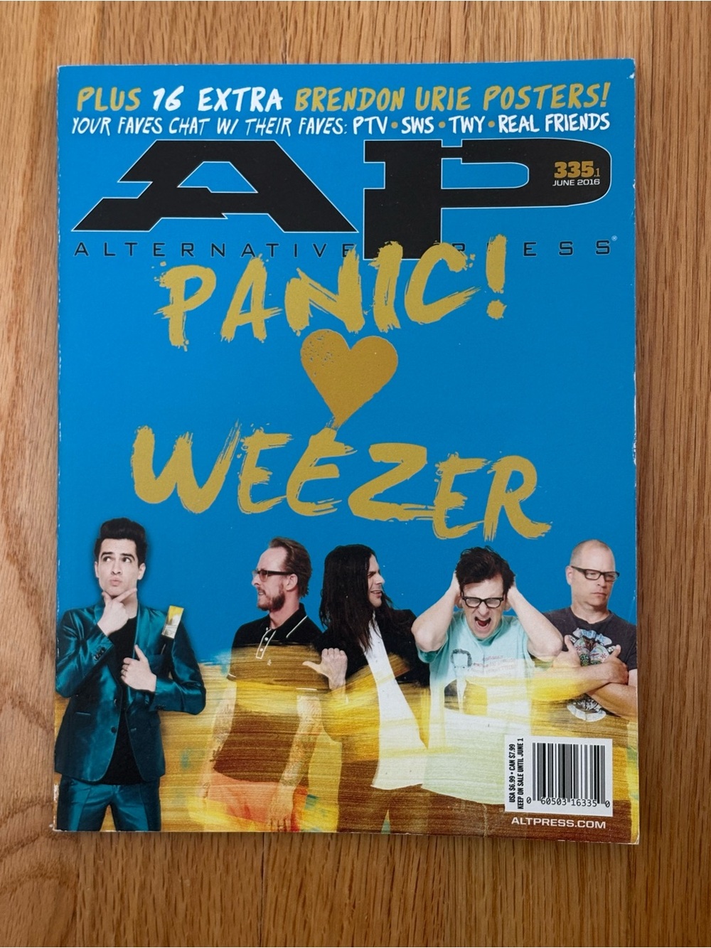 Alternative Press magazine issue 335.1 June 2016 Panic At The Disco/Weezer cover